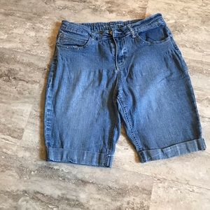 Arizona 16.5 Plus Juniors Stretch Jean Shorts